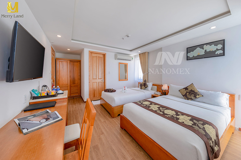 Khách sạn Merry Land Đà Nẵng  đã lựa chọn Nanomex là đơn vị cung ứng các sản phẩm chăn ga gối khách sạn và đồ dùng khách sạn dùng trong hệ thống phòng nghỉ của mình