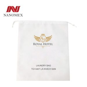 túi giặt là khách sạn Laundry Bag hotel màu trắng dây rút